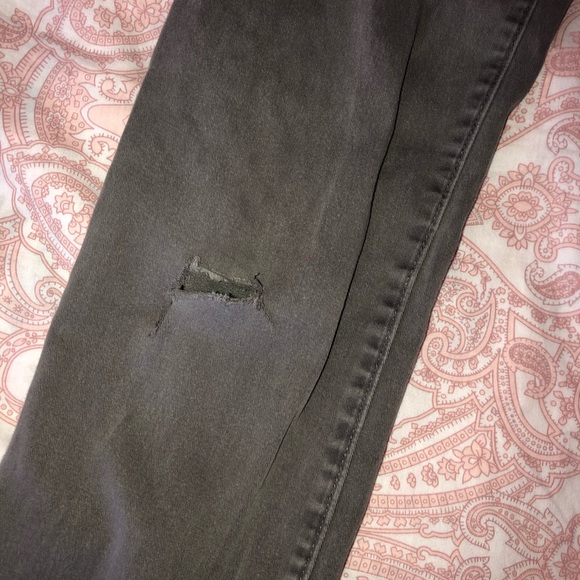 Pants - Picture 2 of 4